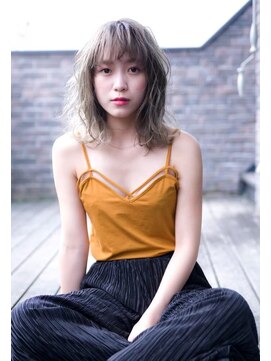 テイラー(Taylor) 【Taylor】大宮　無造作外ハネロブ×ハイベージュ