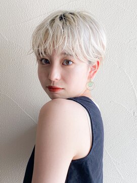 マセナ(Masena) おしゃれタイトショート×ブロンドカラー