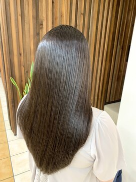 クオリス 上板橋店(QUALIS) 大人女性 艶感ナチュラルストレート/Aラインロングストレート