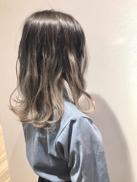 ネオヘアー 曳舟店(NEO Hair) ホワイトグラデーション/デザインカラー/くびれヘア/曳舟