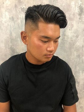 ザ マイル(The mile) スキンフェードアップバング刈り上げショートツーブロック