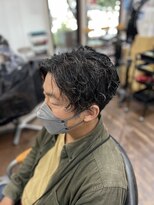 クラップヘアーコンフォートスペース(CLAPHAIR comfort space) センター分け　メンズスパイラル