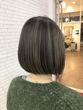 コワファースト 別府 オリーブ×ハイライト×ボブ