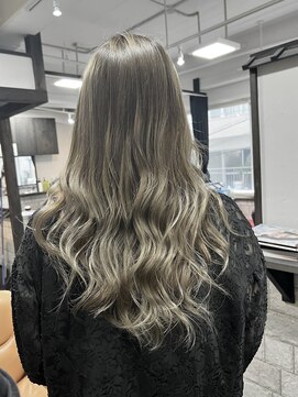 スナックヒロシ(snacc HIROSHI) 外国人風カラー☆ミルクティーベージュ