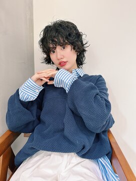 ホロ(hollo) ボブパーマウェーブミディアムパーマボブプードルパーマ