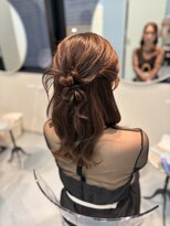 ワンス バイ エメ(ONCE by am'e)&nbsp;カチモリハーフアップ