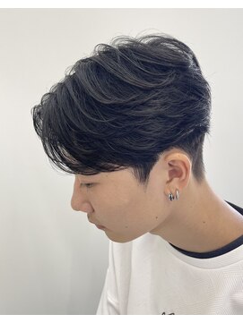 ヘッドストック 大和八木店(HEAD STOCK) フェザーショート風曲がる縮毛矯正