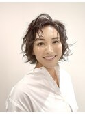 大人女性の海外ヘアメイクスタイル