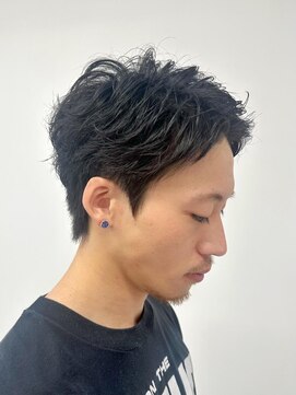 シック(CHIC) 盛岡/スパイキーショート/ツイストパーマ/フェード/30代
