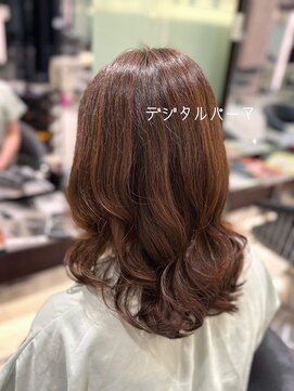 アピッシュココ(apish coco) コテ巻き風パーマ