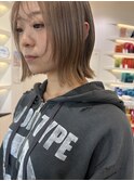 ミルクティーベージュ