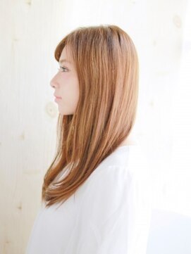 ヘアメイク ナル(hair make nalu) ツヤ感たっぷりマロンカラーのツヤストレート