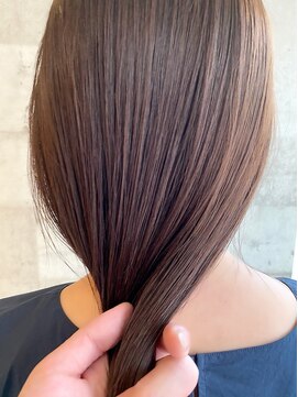 ザ シー 海老名(The C) [The C 岩崎あつき] 透明感×ツヤ感◎ブラウンベージュ