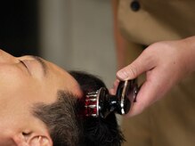 バーバーバー 千葉(BARBER-BAR)の雰囲気（スカルプマシンで血流促進。頭皮環境の改善を。<理容室> <床屋>）