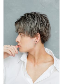 シエロ  池袋西口(Cielo) ウェーブ＋スモークグレーカラー