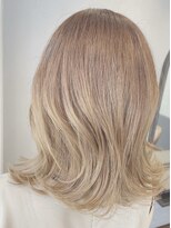 ミラレスカ 栄(MIRA RESCA)&nbsp;シャンパンゴールドのバレイヤージュ