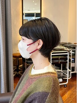 ビュートリアム 梅田(BEAUTRIUM) 耳かけショート/丸み/前髪/ミニボブ/ショートボブ/梅田/茶屋町