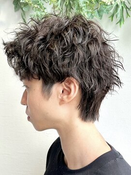 メンズ ビュートヨナカ(MEN’S VIEW TOYONAKA) メンズカット/メンズパーマ/ツイストスパイラル/ツイスパ/豊中