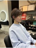 耳掛け顔周りが可愛いショート