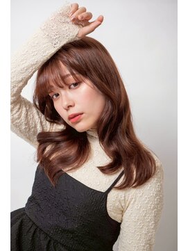 ルフュージュ バイ プロデュース 相模大野店(Refuge by Produce) レイヤーカット/韓国風巻き/アプリコットベージュ