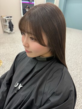 自然に毛流れる顔まわり