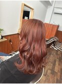 明るめピンクでゆるふわ巻きヘアー♪