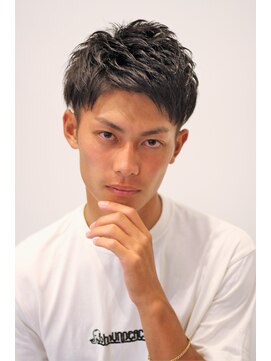 ノイセル(Noisyle) くせ毛風パーマ ソフトツーブロック フェザーマッシュマット