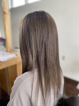 ベビーモード 茶屋町店 グレージュ