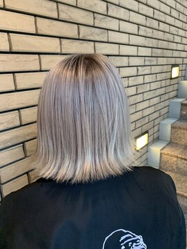 ラフ 難波店(LAFF) #黒髪#ボブルフ#ネビージュ#小顔#ワンレン