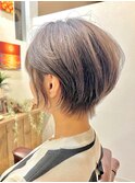 ストレートをしているのに丸みがあるショートボブ♪