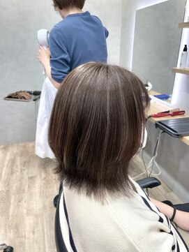 ノアル(NOAHL) G 白髪ぼかしハイライト