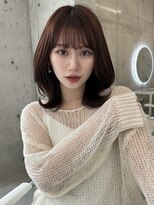 エヌアイ オモテサンドウ(ni omotesando)&nbsp;艶髪レッドブラウンくびれボブ【肥田亜沙美】