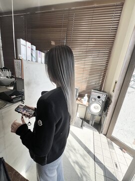 リリ(Riri) バレイヤージュ