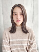 ナル 宇都宮(nalu)&nbsp;大人可愛いセンターパートの外はねアレンジ