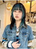 ウルフカット×インナーカラーブルー ペールブルー ケアブリーチ