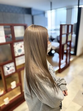 アレーズバイベニボンズ(Alaise by Beni,Bond's) ミルクティーベージュ