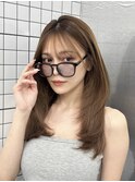 ミディアムレイヤーロングレイヤーカット顔周りオリーブベージュ