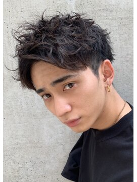 テン 心斎橋(tenn.) 心斎橋スパイキーショートアップバングツーブロック30代40代