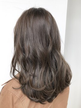 リベラ(LIBERA) カラーでイメチェン！！ フォギーベージュ 《TARO》