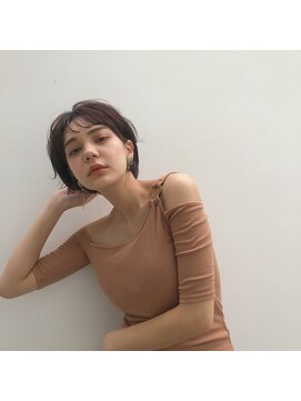 レブリイゼンコー イオンモール幕張新都心店(Reverie ZENKO) 耳掛け×ショートボブ×ブラウンカラー