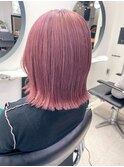 ダブルカラーピンクベージュピンクカラーケアブリーチミニボブ 
