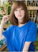 レイヤーミディアム斜めバングパールベージュh3上尾20代30代40代