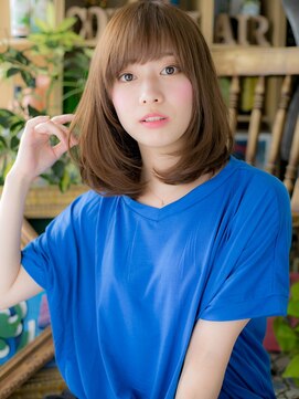 カバーヘア ブリス 上尾西口店(COVER HAIR bliss) レイヤーミディアム斜めバングパールベージュh3上尾20代30代40代