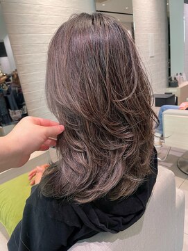 ステア ケース(stair case) 【NATASHA】銀座レイヤーカット/20代/30代/40代/50代