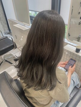 ヌーヴェル(nouvelle) カーキグレージュ×ナチュラルロング