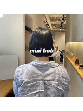 リトグラフ(Lithograph) 丸みボブ