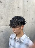 前下がり黒髪パーマ刈り上げマッシュ波巻きスパイラル
