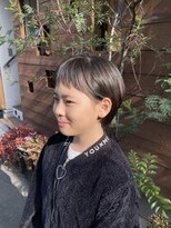 ソラ タニマチ(sora tanimachi) 重めショートボブ×眉上バング