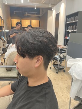 アロー 船橋店(AROH) MEN’S HAIR/ブルーブラック/フェザーパーマ/船橋