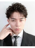 刈り上げアップバングビジネスショート短髪アクティブショート